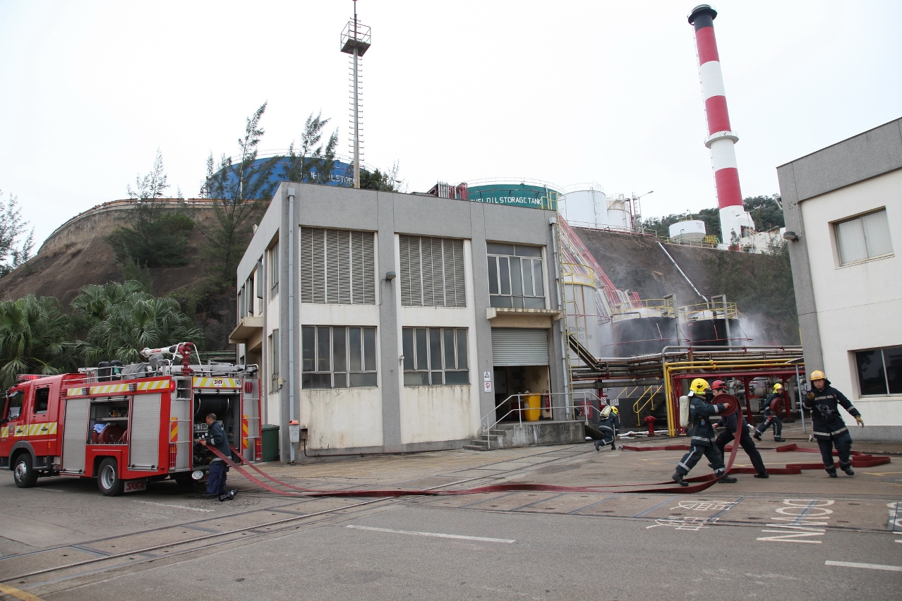Simulacro de incêndio e salvamento na Central Térmica de Coloane