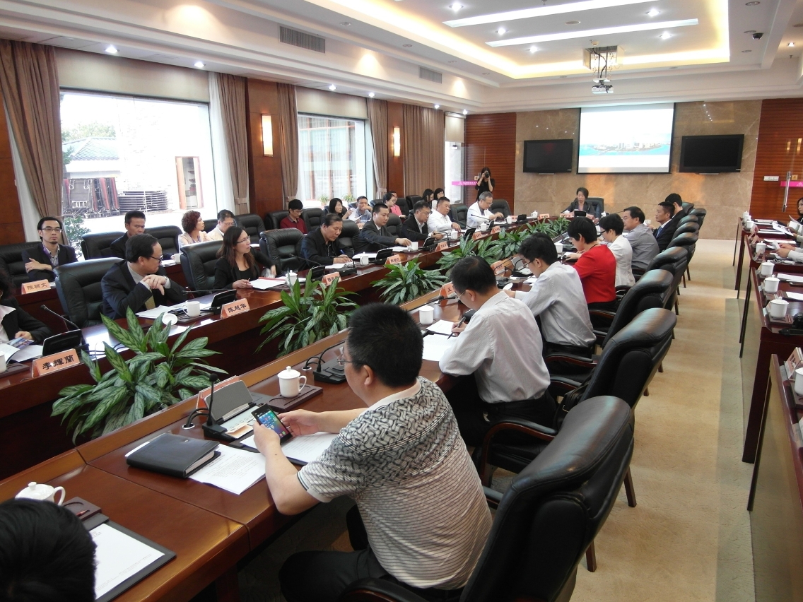 Sessão de partilha de experiência entre as empresas de Macau e de Huizhou