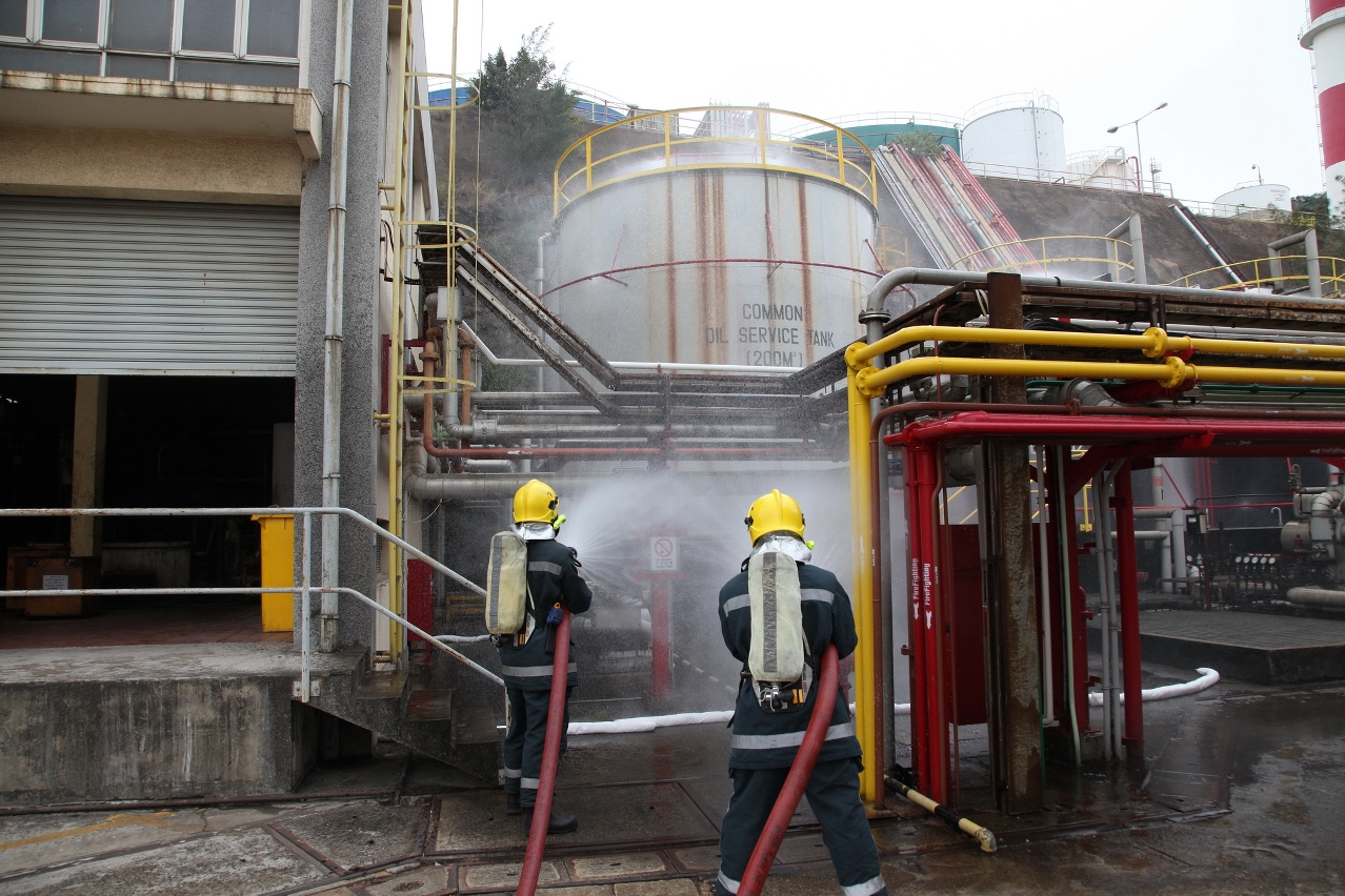 Simulacro de incêndio e salvamento na Central Térmica de Coloane