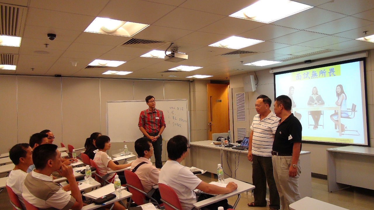 DSAL organizou workshop de técnicas de entrevista destinado a indivíduos de meia-idade