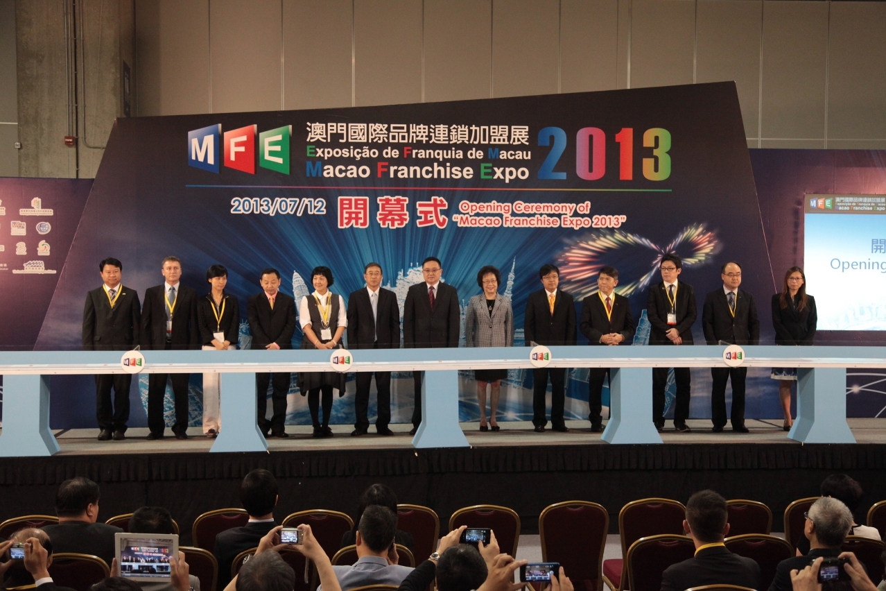 Convidados de honra da cerimónia de inauguração da Exposição de Franquia de Macau 2013