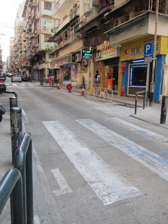 Arranque no próximo sábado das obras de substituição dos colectores unitários localizados na Rua do Almirante Costa Cabral por colectores separativos