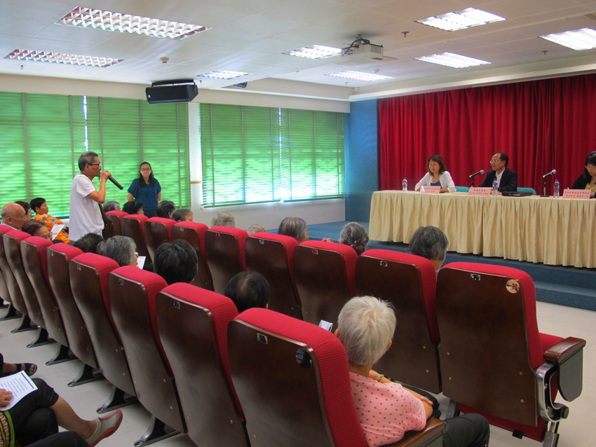 a DSRT fez uma visita à União Geral das Associações dos Moradores de Macau com vista a escutar as opiniões dos cidadãos