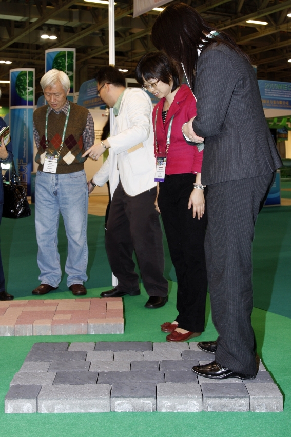 An exhibitor of environmental Friendly building materials