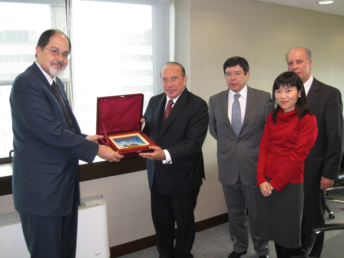 Costa Antunes meets with his Portuguese counterpart Luís Patrão