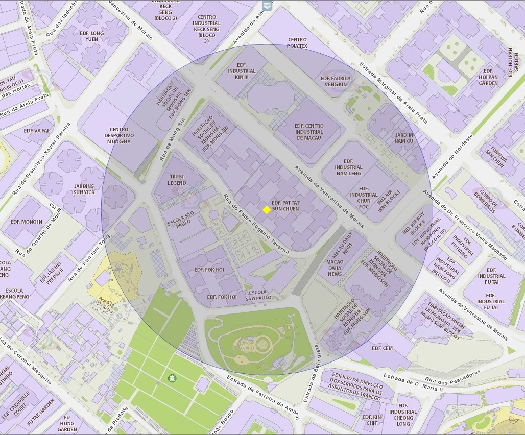 A área de risco com um raio de 200 metros, delimita o Edifício Sio Fat do Edifício “Pat Tat San Chun”, sito na Rua do Padre Eugénio Taverna, nº 205