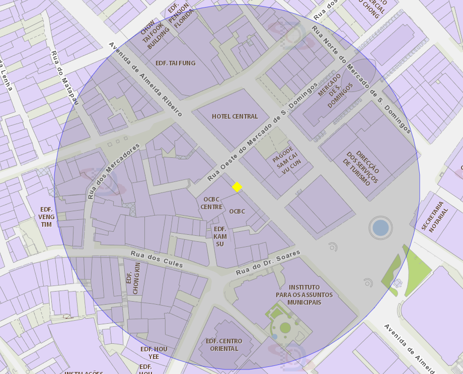 A área de risco com um raio de 100 metros, delimita a paragem do autocarro - Avenida de Almeida Ribeiro/ Ocbc stop