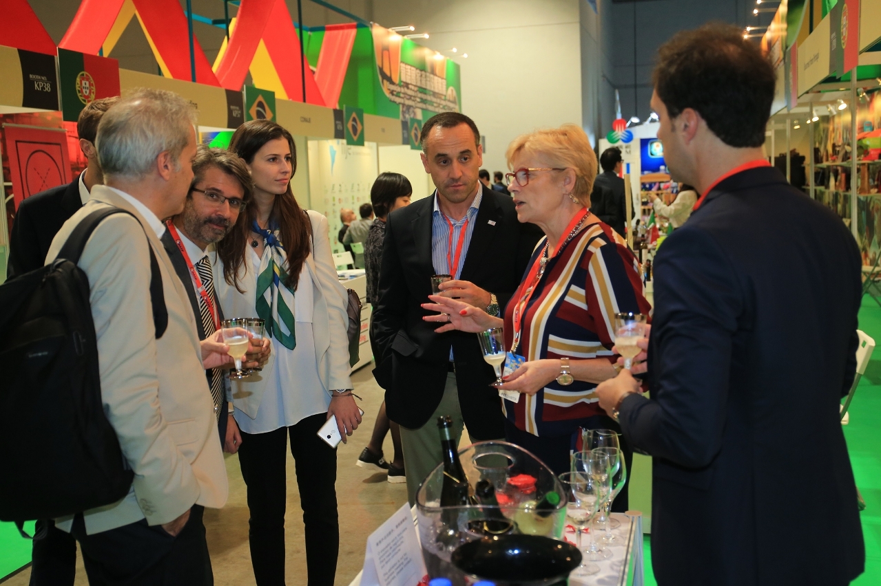 “Portuguese Speaking Countries Products and Services Exhibition” helps Sino-Portuguese SMEs explore markets and create business opportunities