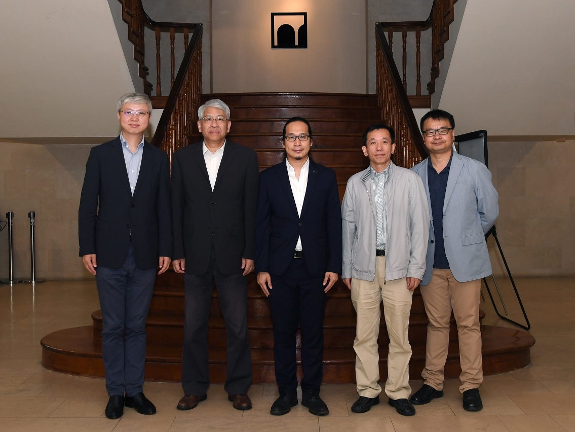 The members of the Selection Panel of 2017 Academic Research Grant of IC