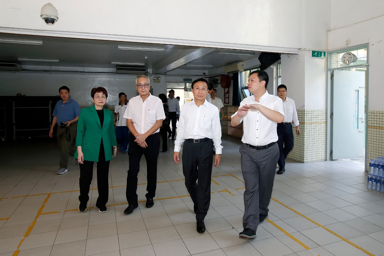 譚俊榮到訪青州小學