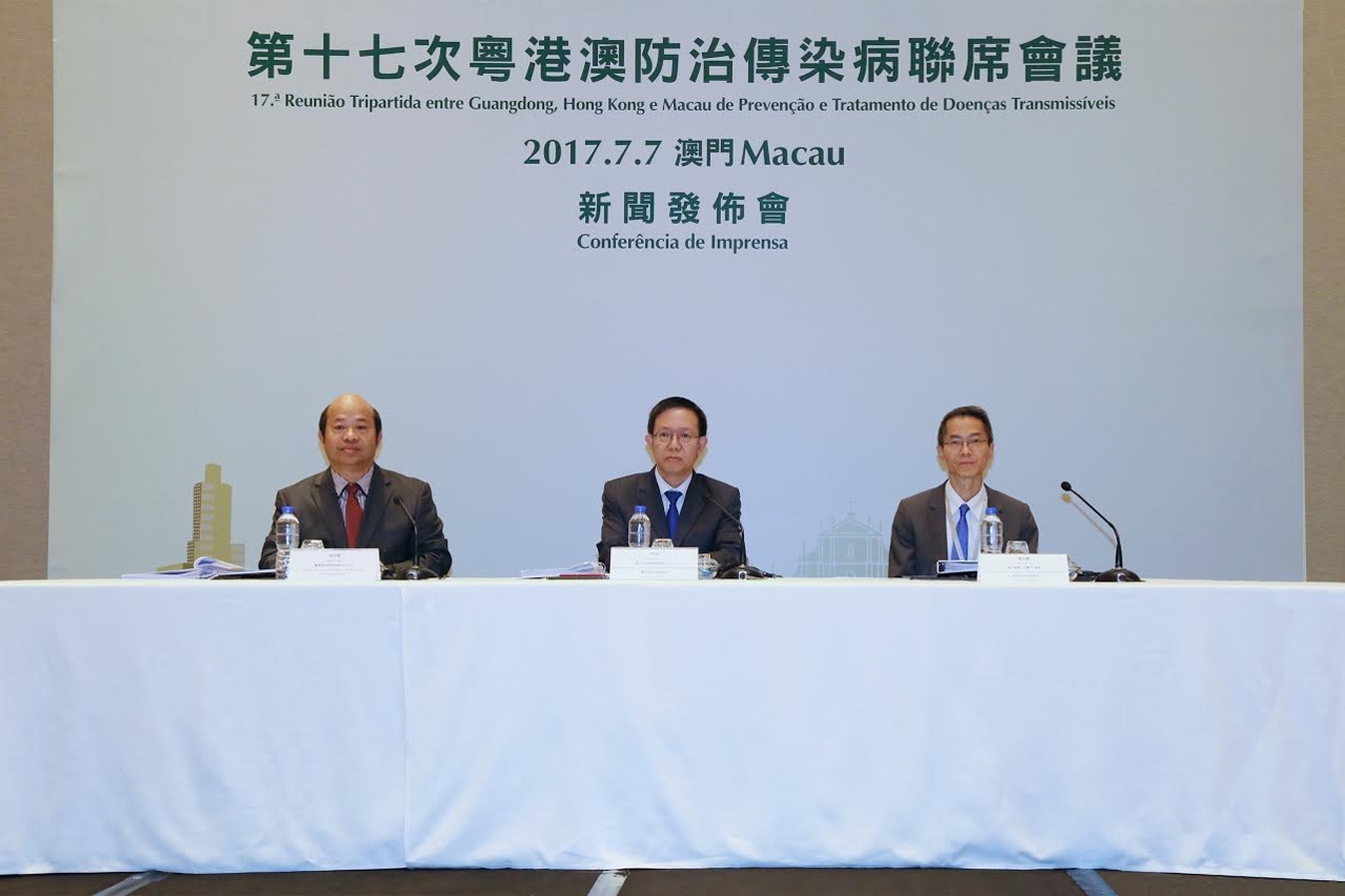 三地代表出席新聞發佈會回答記者提問