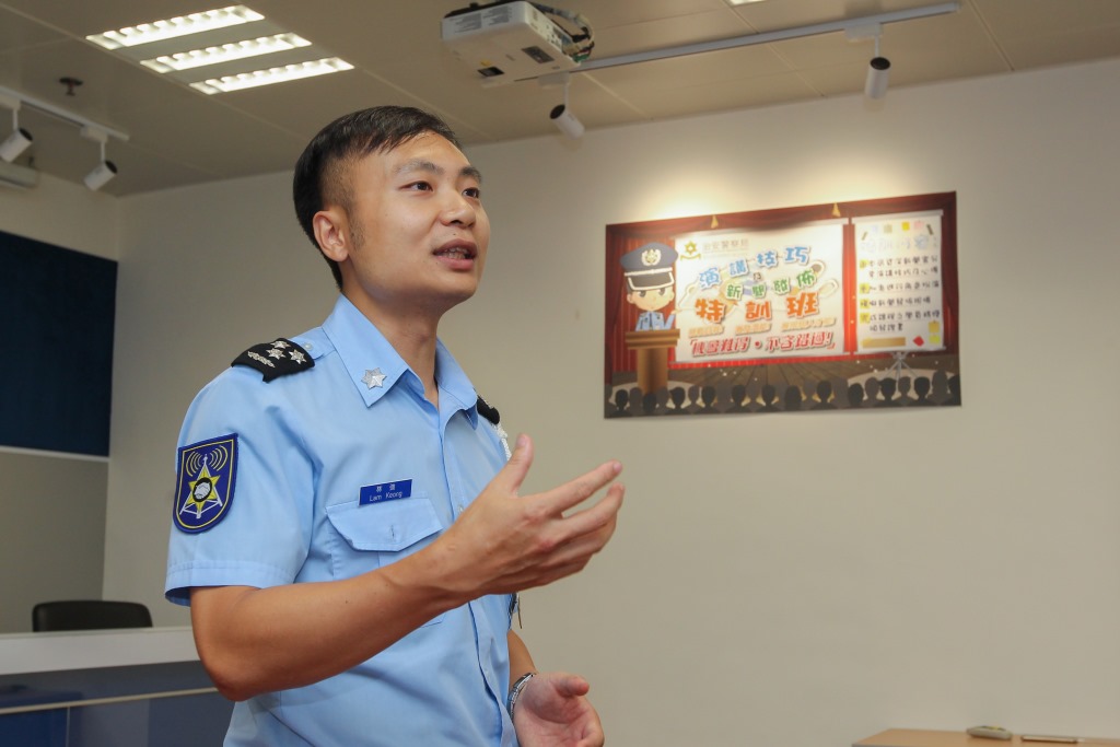 治安警公關處林強警司向學員分享演講技巧心得