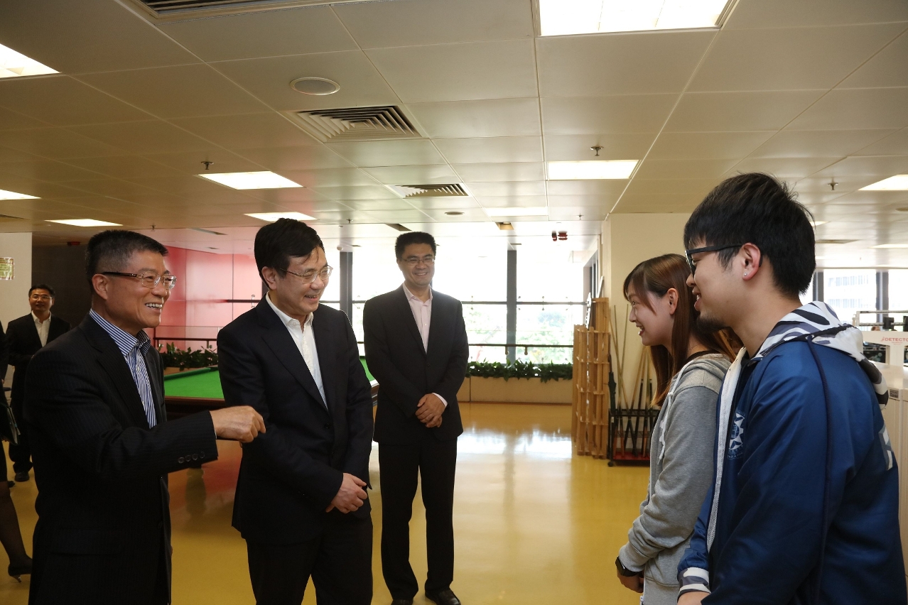 Conversation between Mr. Xue XiaoFeng and MPI