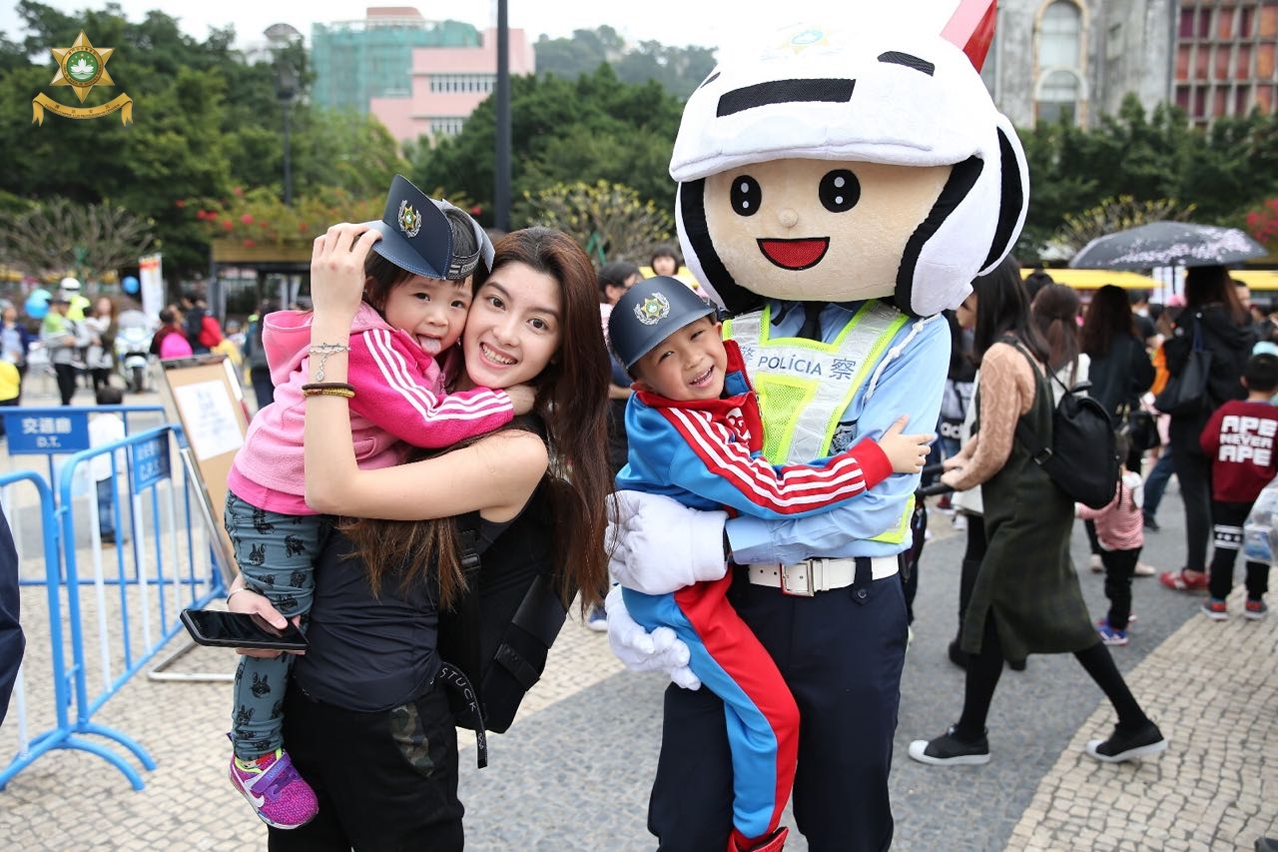 警民一家