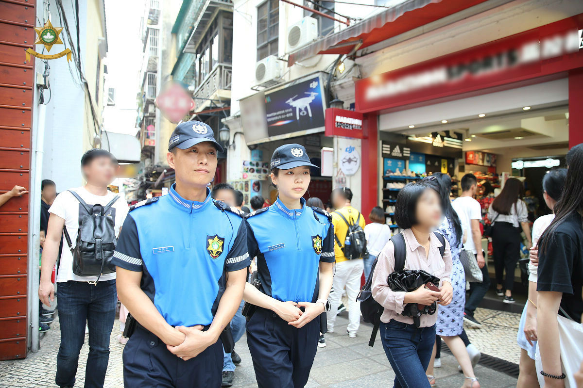 旅遊警察於旅遊旺區巡邏