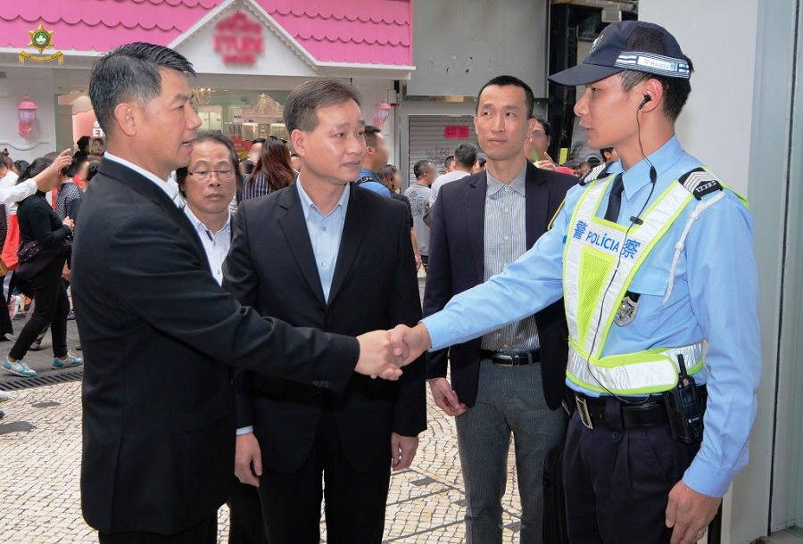 治安警察局梁文昌局長為前線警員致以勉勵和讚揚