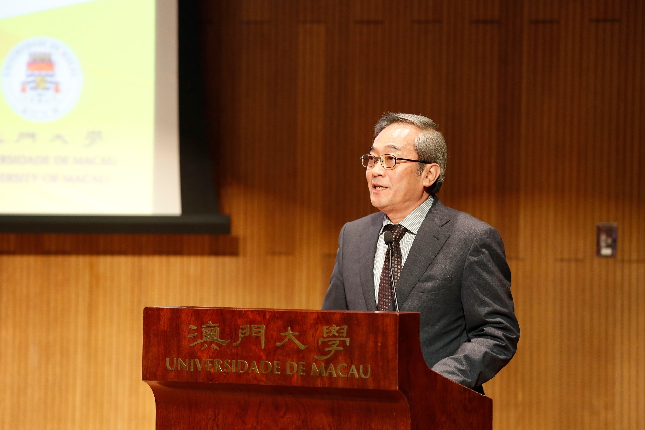 程海東表示社會的捐贈肯定澳大多年努力