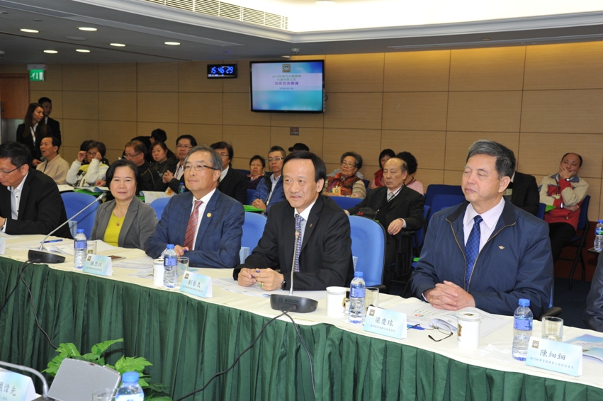 社團代表贊同司警局倡議的“警民一家”