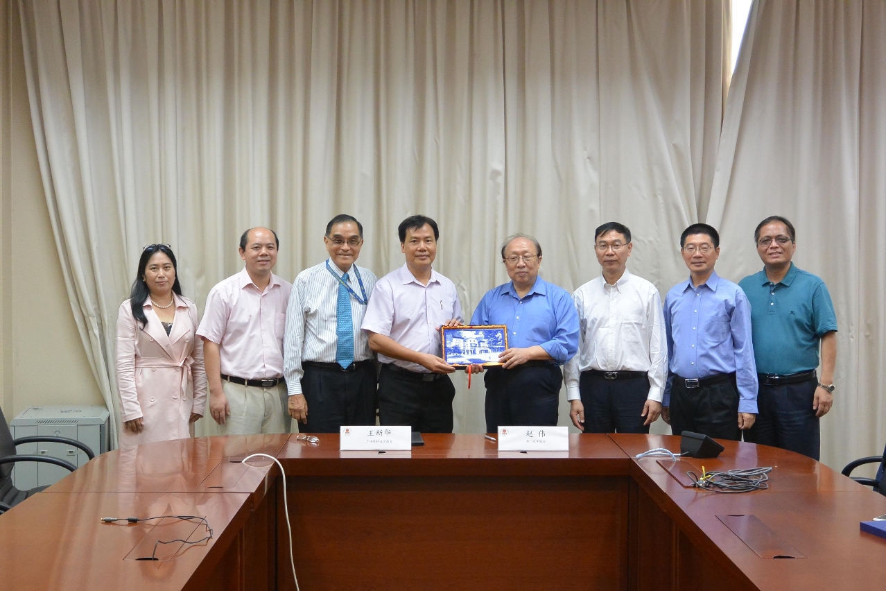 UM and Guangzhou Medical University has signed an agreement on training medical professionals