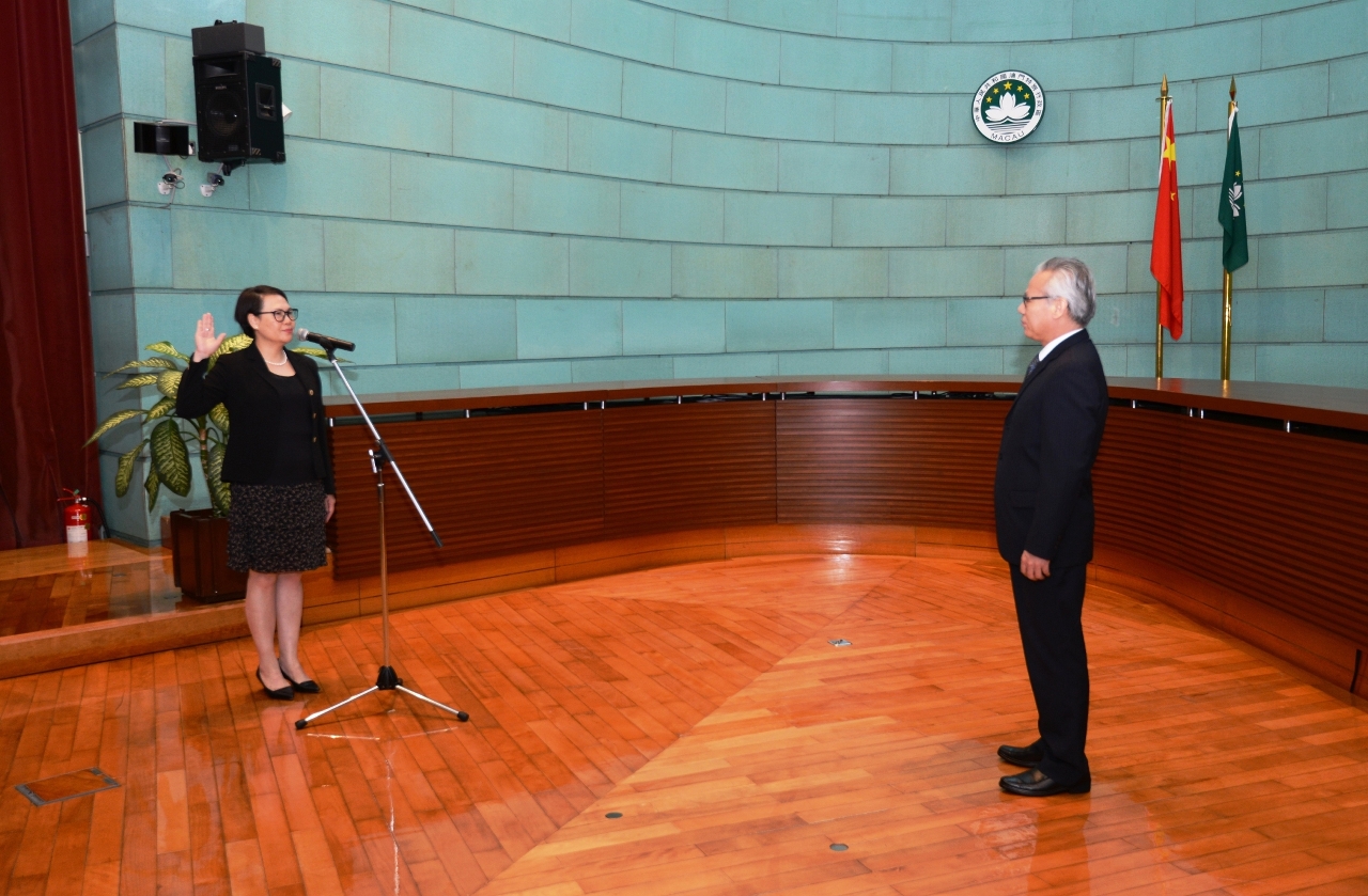 A cerimónia da prestação de juramento e da tomada de posse da Chefe do Gabinete do Presidente do Tribunal de Última Instância