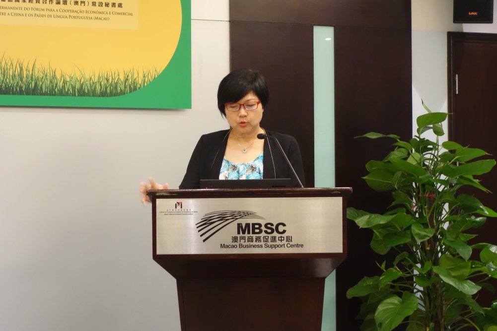 貿促局執行委員吳愛華介紹幾內亞比紹市場具潛力