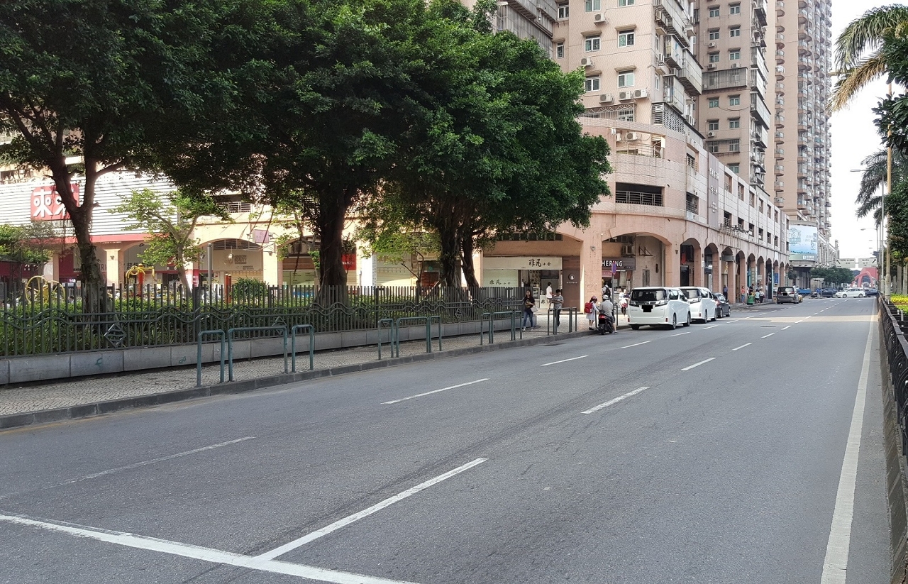 “東北大馬路/保利達”巴士站臨時往勞動節大馬路方向遷移後位置圖