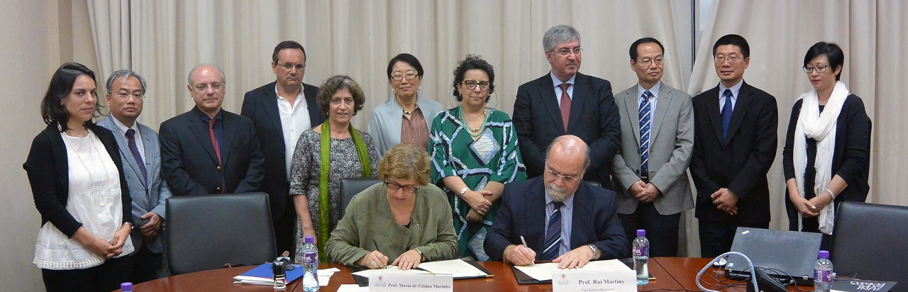 UM has signed a collaboration agreement with the University of Porto, Portugal.