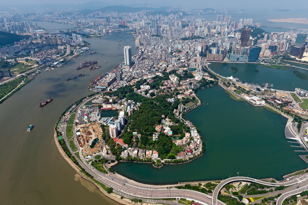 A renovação urbana demonstra conceitos de desenvolvimento da cidade, tais como, a uniformização da harmonia, distribuição equilibrada das zonas, inovação inteligente e partilha dos frutos obtidos