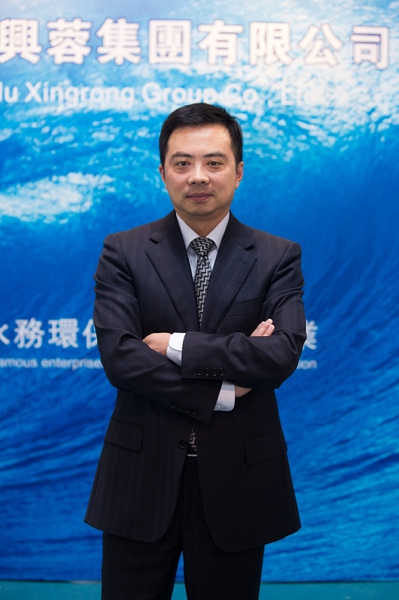 Sr. Zhou Weilin, director-geral adjunto do Grupo Xingdong