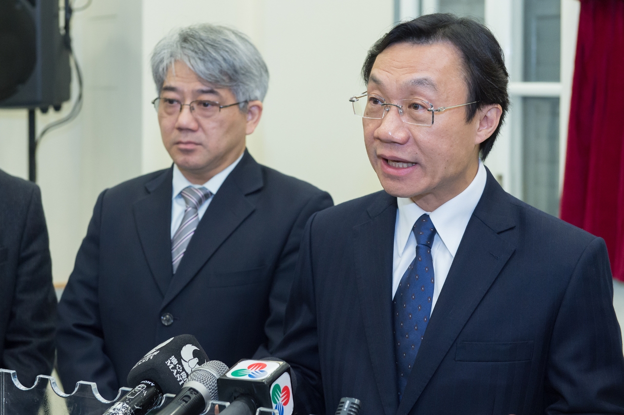 社會文化司司長譚俊榮接受訪問