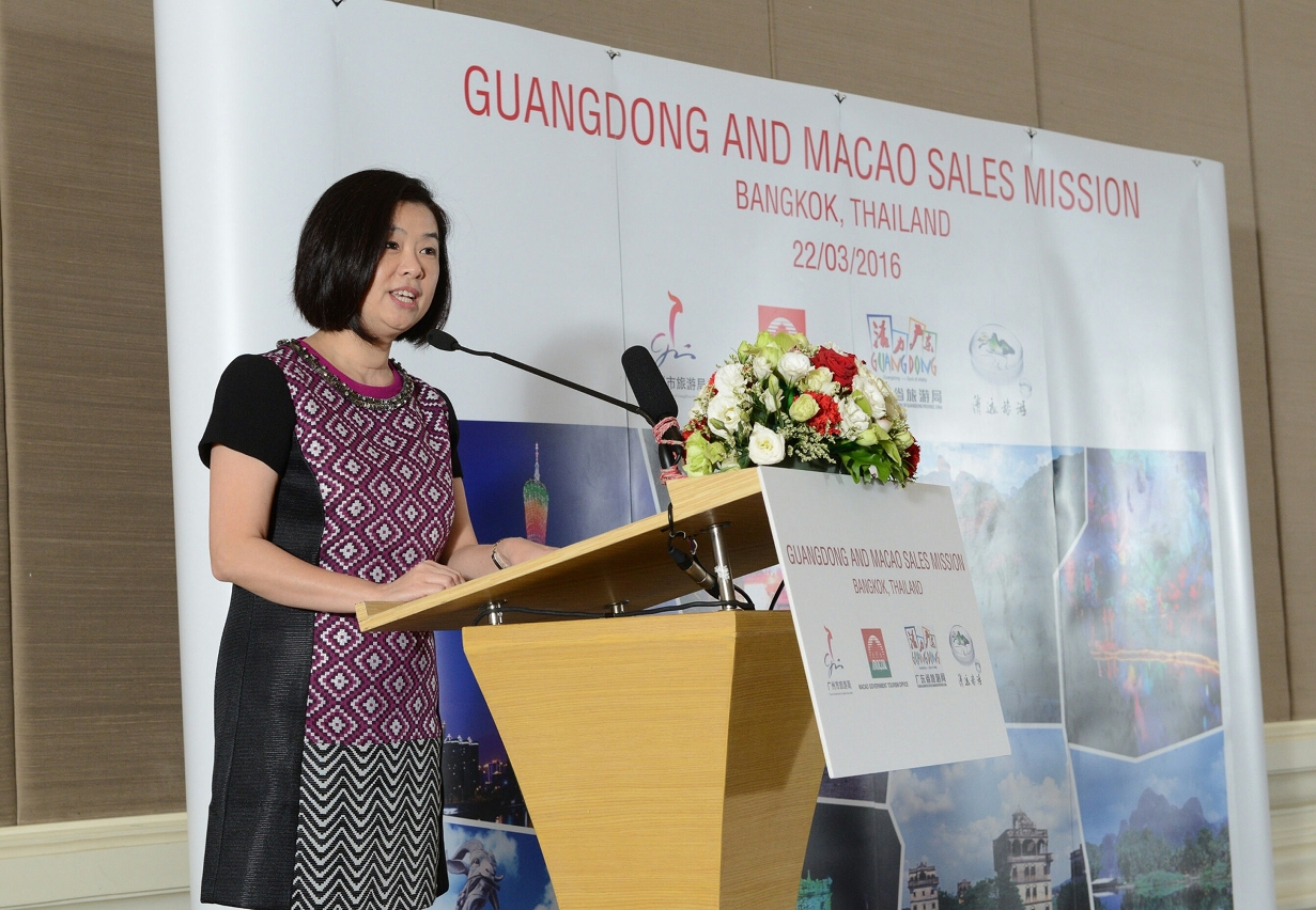Head of Communication and External Relations Department Kathy Iong gives a welcome speech