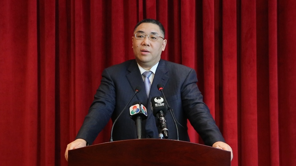 行政長官崔世安表示，建設傳染病大樓為服務廣大居民。