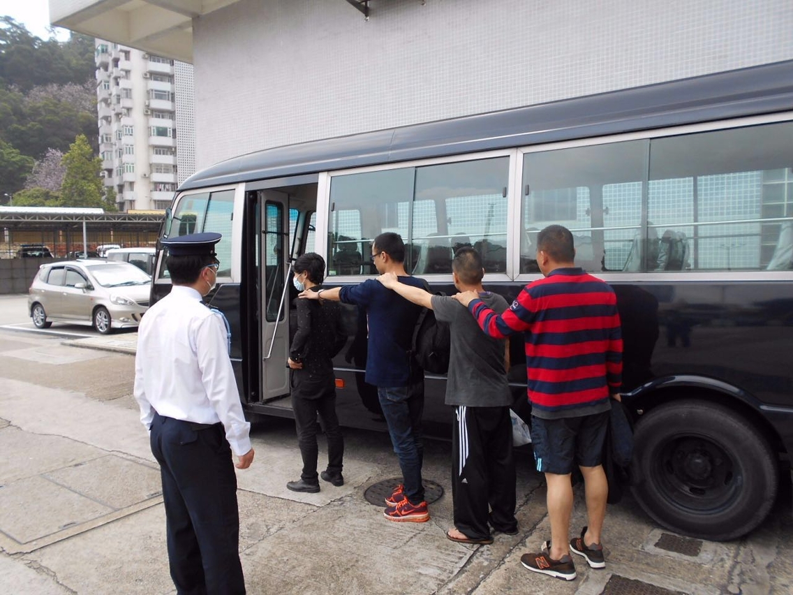蛇頭和偷渡男子移送司法機關