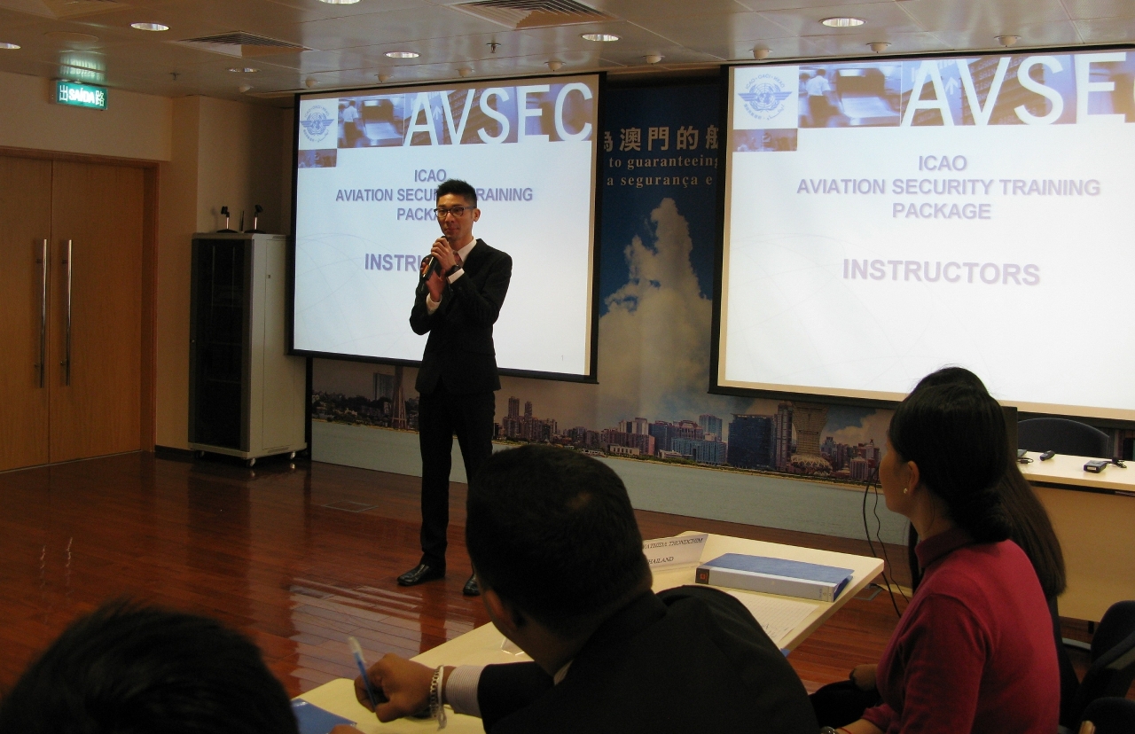 Mr. Livio Fong, Assistant Safety Officer, Airport Infrastructure and Air Navigation, Civil Aviation Authority of Macao SAR, has become a certified instructor of ICAO in aviation security and is lecturing as one of the instructors for “ICAO Aviation Security Instructors Course” in Macao.