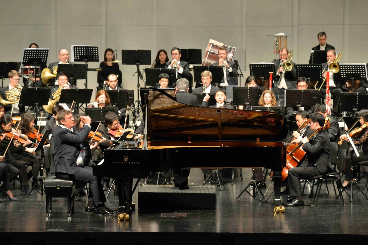 Macao Orchestra joins hands with the distinguished Russian piano virtuoso to perform in Guangzhou and Macao