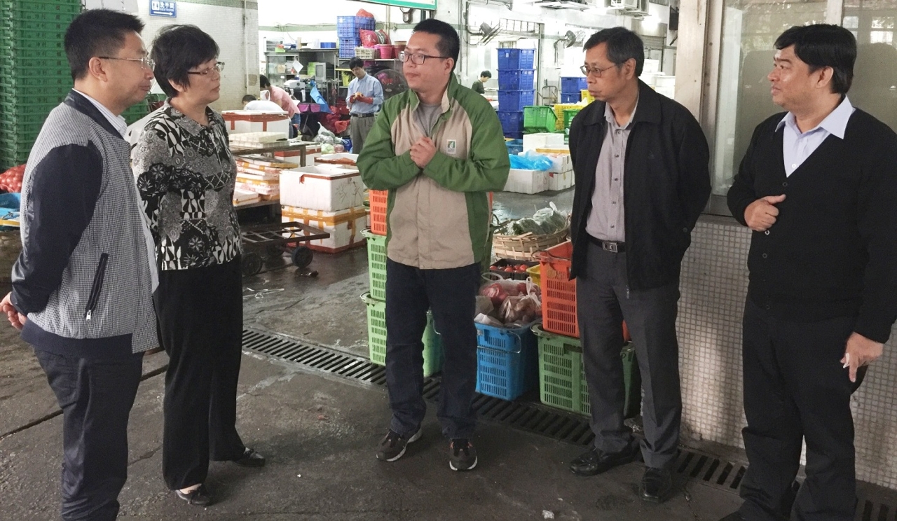 國家食品藥品監督管理總局代表團參觀澳門南粵批發市場