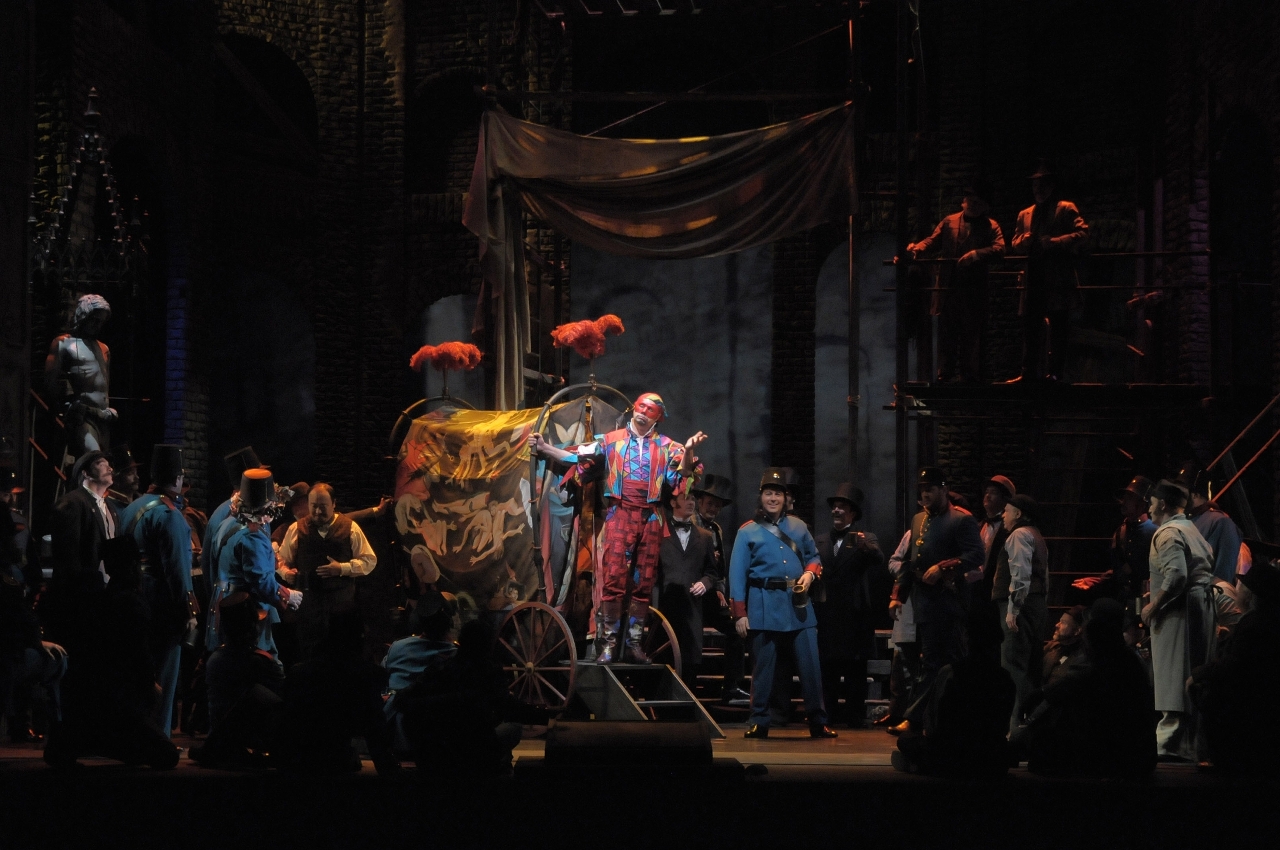 Charles Gounod’s opera in five acts Faust, transporting the audience to the golden ages of French opera, marks the closing of the Festival