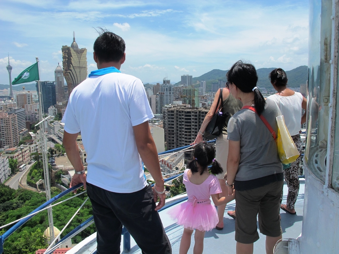 During this period, residents may go to the top of the lighthouse and enjoy Macao’s scenery