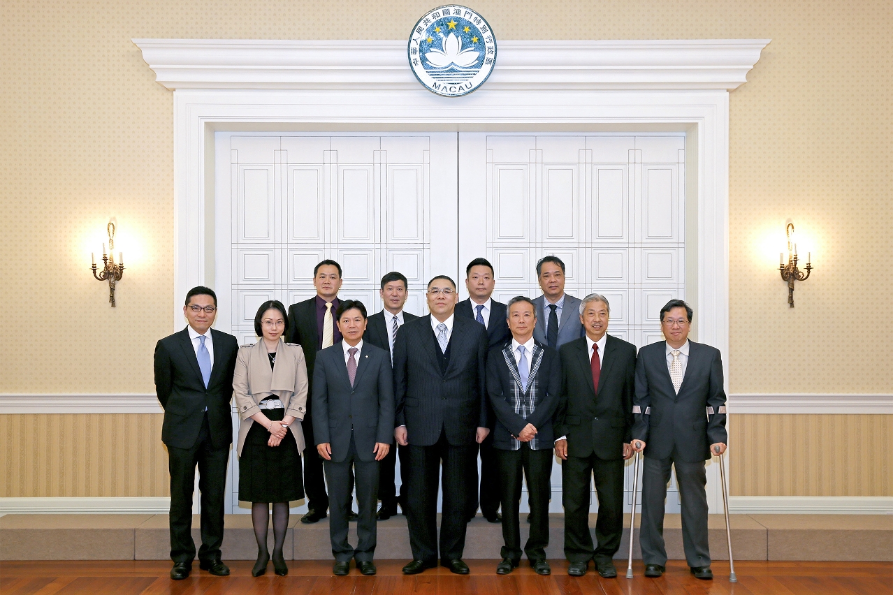 行政長官崔世安會見澳門金業同業公會一行