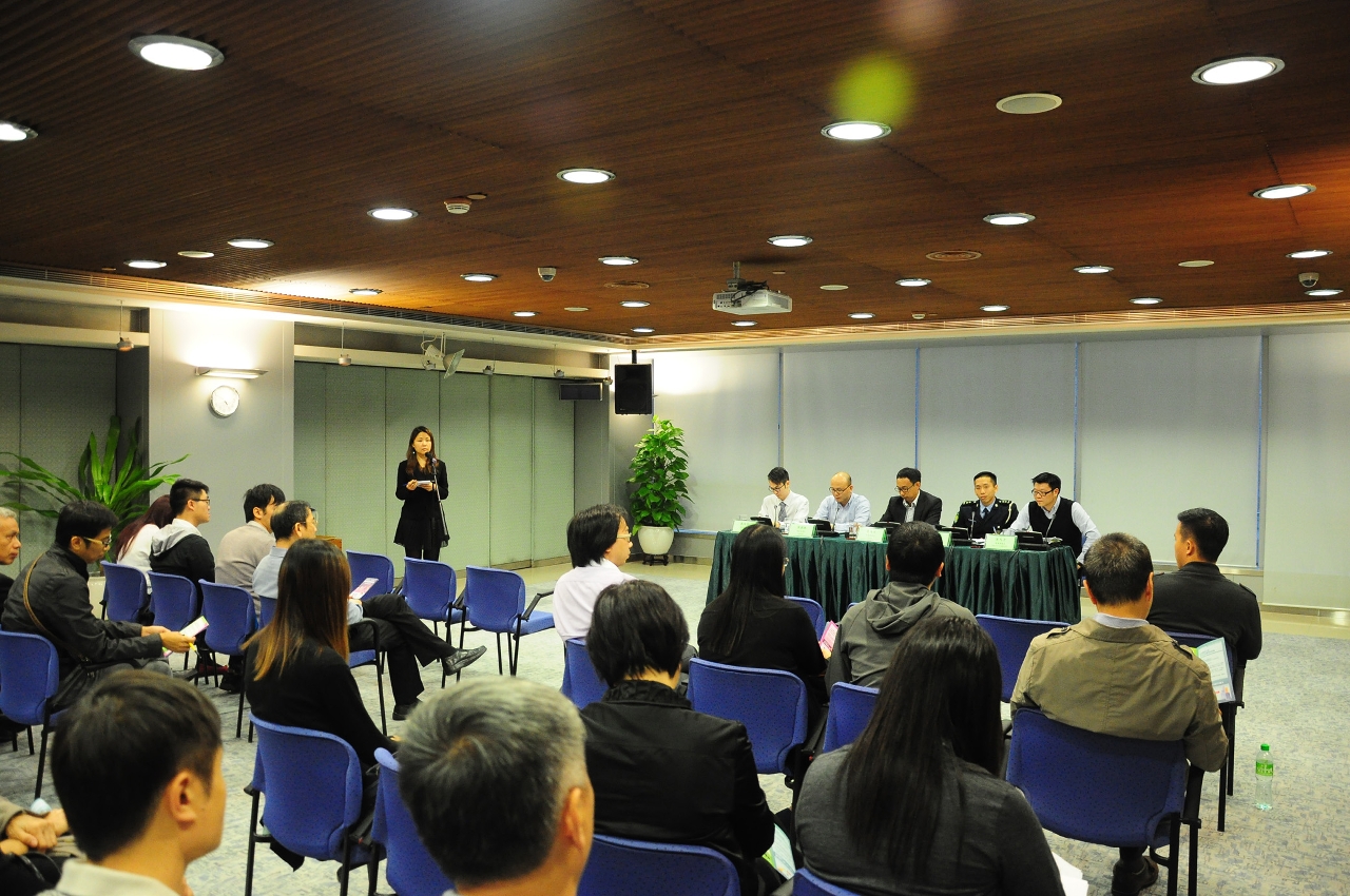 環境保護局聯同治安警察局與社團代表交流新噪音法