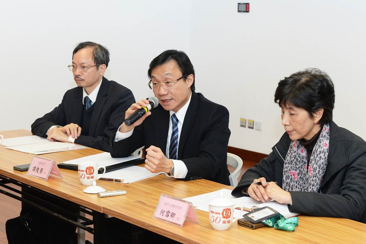 社會文化司司長譚俊榮就社會文化範疇施政與工聯交流意見
