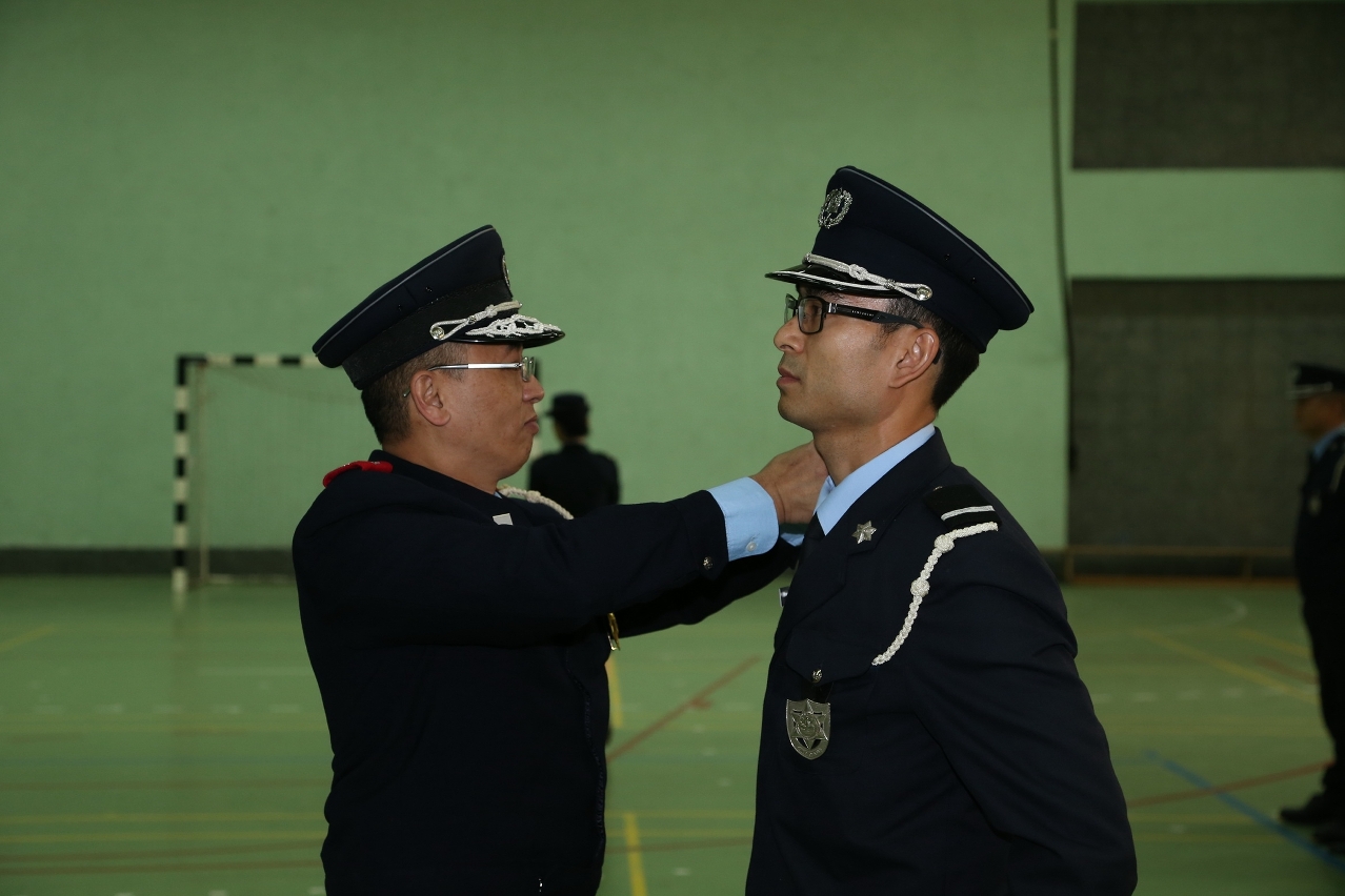 治安警察局舉行副警長晉升儀式