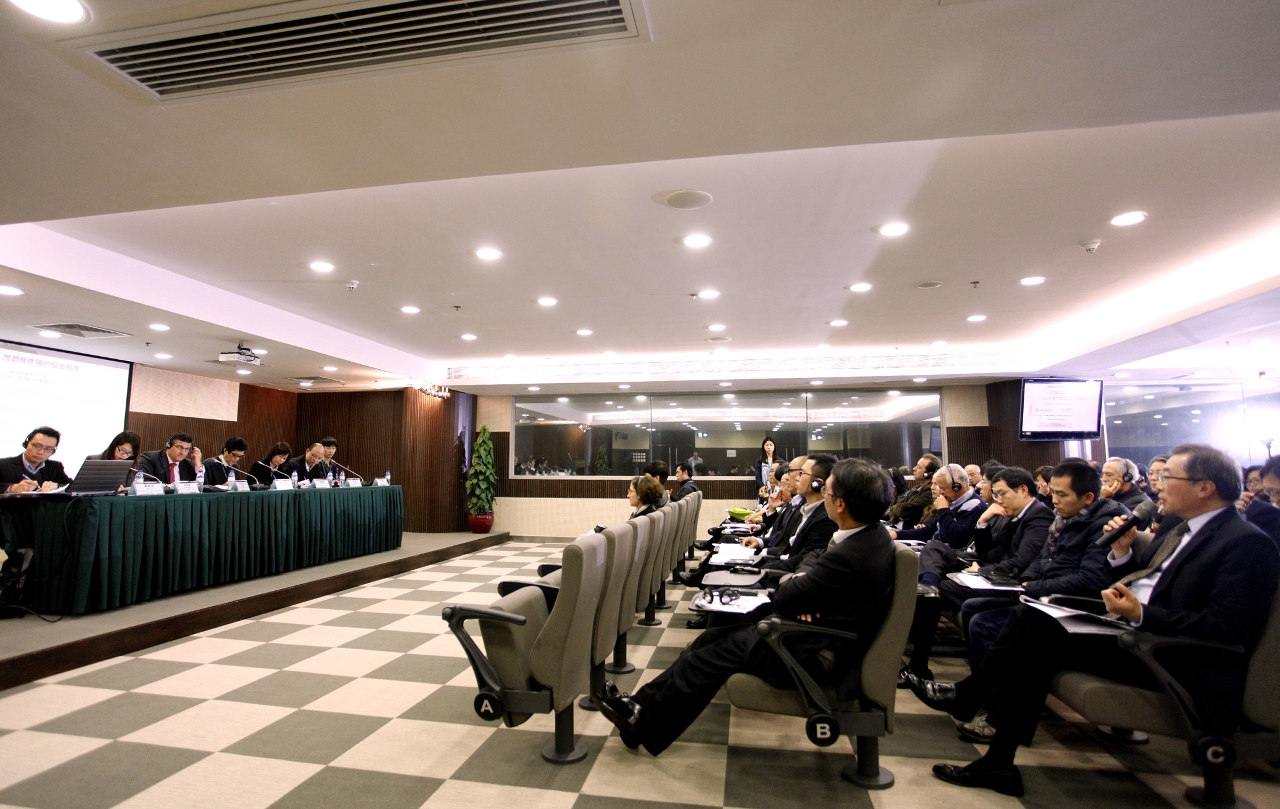 政府向專業團體講解《城市規劃法》