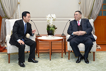 行政長官崔世安會見珠海市委書記李嘉
