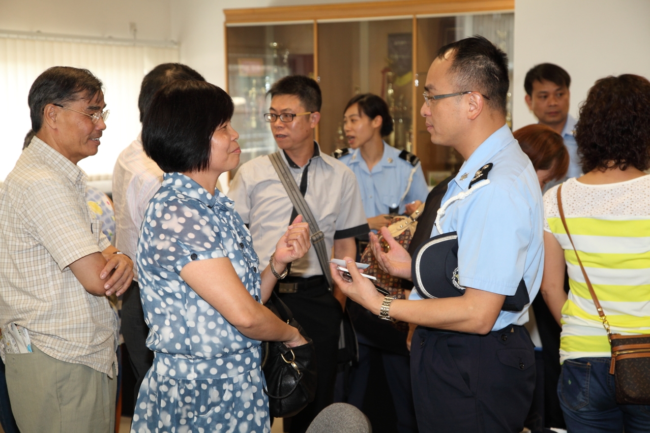 雙方代表懇切交流 力促警民合作