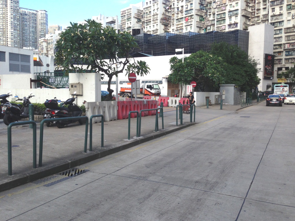 黑沙環第六街設臨時巴士站供乘客上落