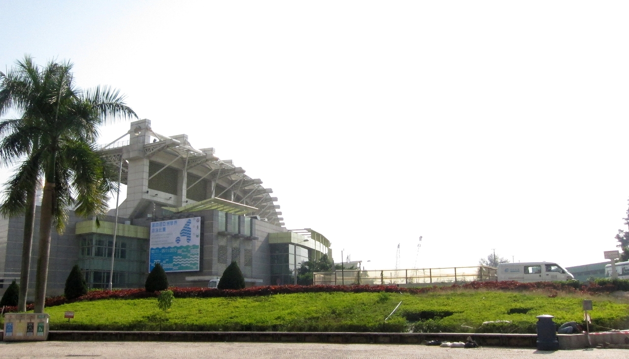 運動場圓形地周五起開展輕軌地基施工