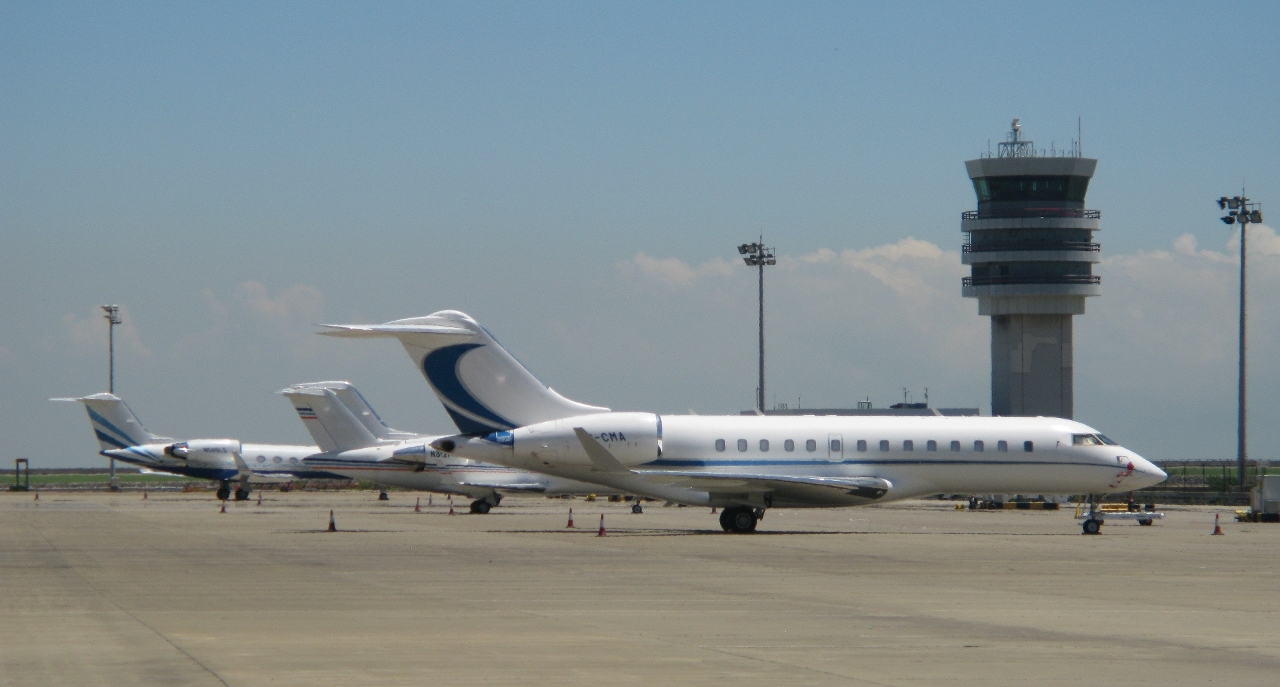 本澳私人和商務航空運輸量不斷上升，今年首7月共錄得774架次，較去年同期上升百份之13。