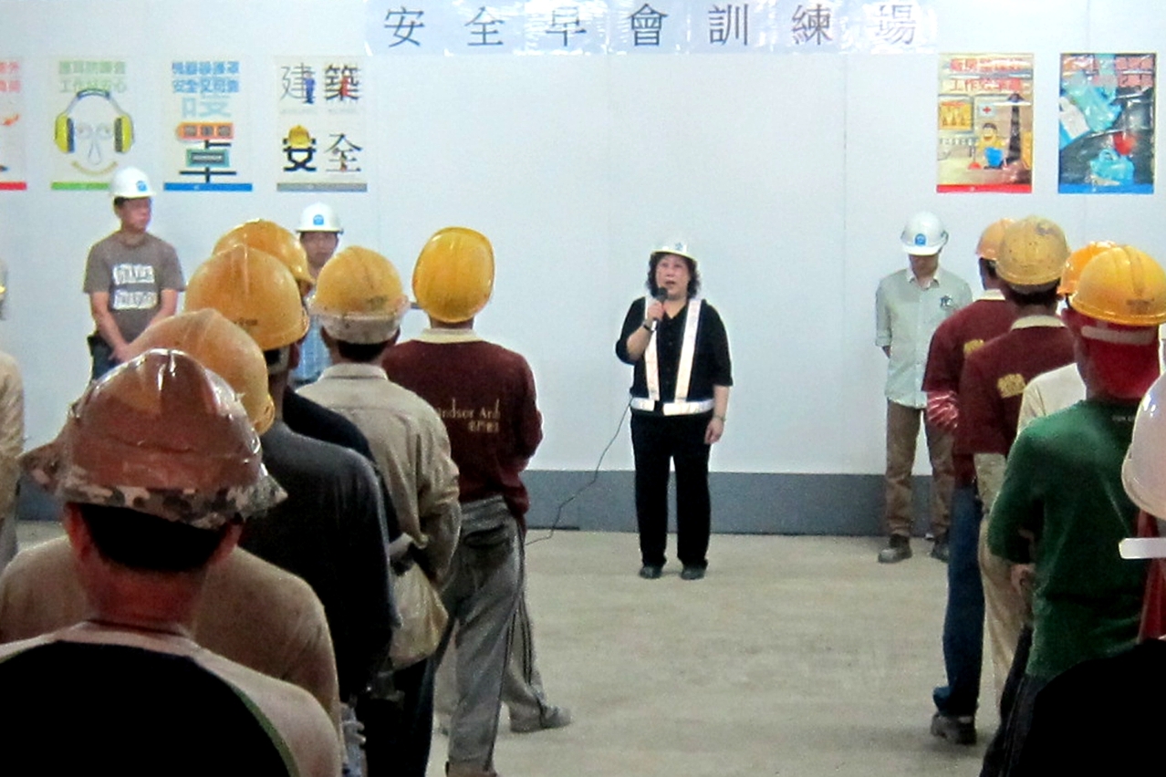 林玉章敦促承造商維護工地及工人的工作安全