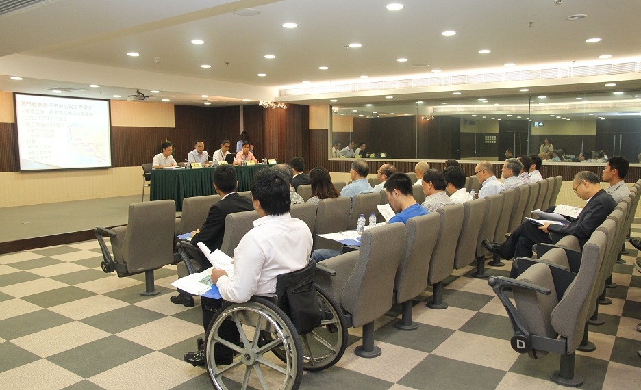 交諮會委員認為政府應密切監察交通情況即時採取應變措施